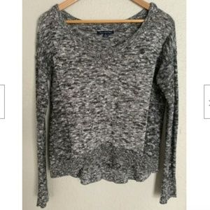 American Eagle Gray Shimmer Sweater Sz Small